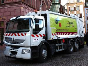 Renault Premium Distribution Hybrys Clean Tech 6x2 Rolloffcon '2011